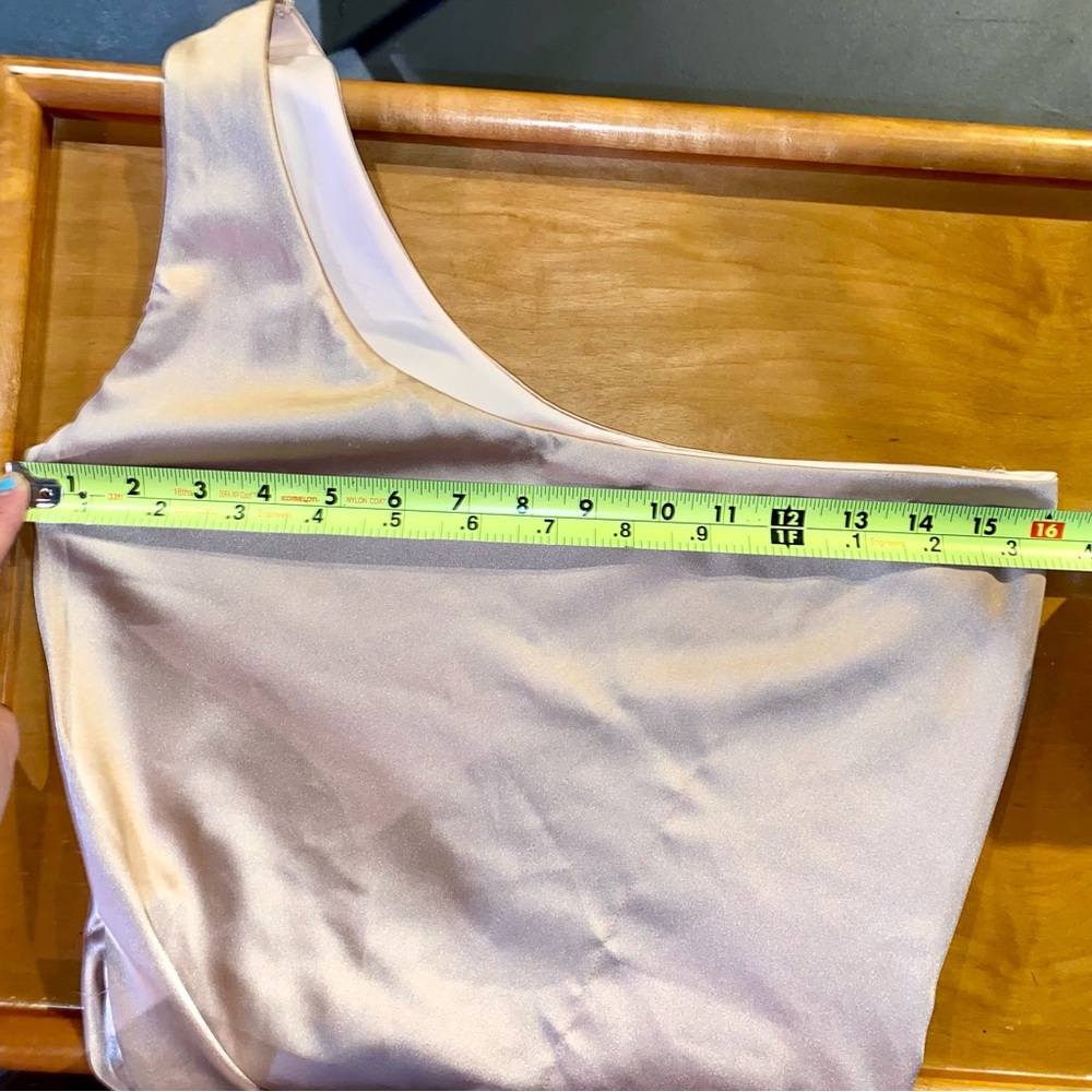 Champange White Fox One Shoulder Dress Size Small - Picture 6 of 7